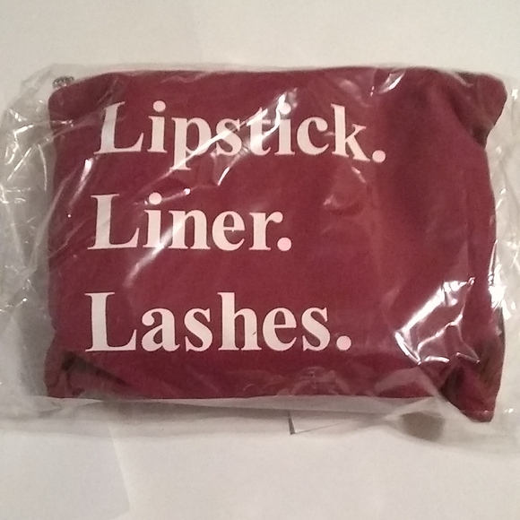 *LIPSTICK LINER LASHES 8-PC MAKEUP KIT & BAG, NIB - Picture 1 of 11